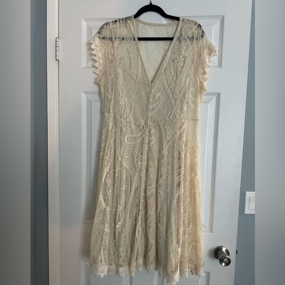 torrid Dresses & Skirts - Torrid Cream A-Line V-Neck Engagement/Wedding Dress